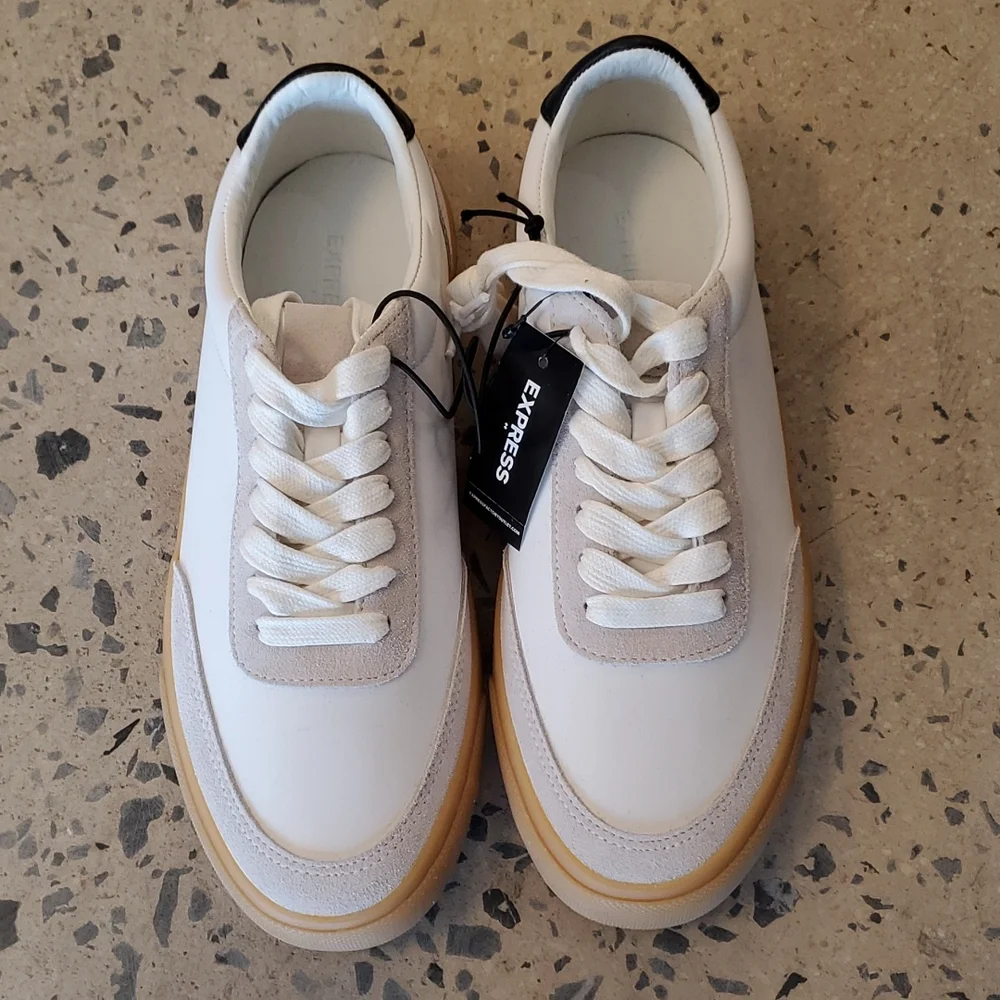 Express men's white tie front sneakers - Picture 2 of 9